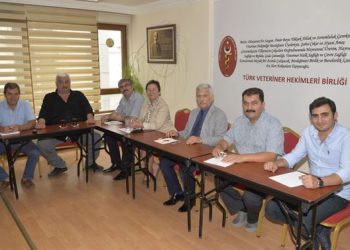 Tıp Fakültesi Hastanesine ‘veteriner başhekim’ haberine tepkiler sürüyor: Kamuoyu yanıltıldı