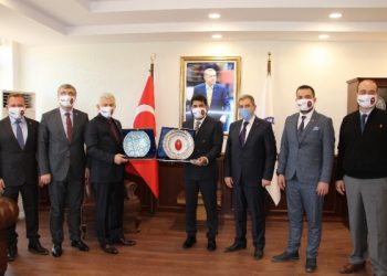 Türk Veteriner Hekimleri Birliği Rektör Aldemir ile görüştü