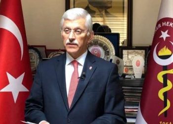 Türk Veteriner Hekimleri Birliği (TVHB) Merkez Konseyi Başkanı Ali Eroğlu, “Veteriner Hekimlerin yaşamları tehlikede” uyarısını yaptı.