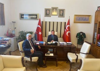 Milliyetçi Hareket Partisi Grup Başkan Vekili Sayın Muhammed Levent Bülbül’ü TBMM’de makamında ziyaret ettik.