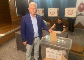 Türk Veteriner Hekimler Birliği (TVHB) Merkez Konseyi Başkanı Ali Eroğlu, Ankara Bölgesi Veteriner Hekimler Odası 49. Genel Kuruluna katıldı.