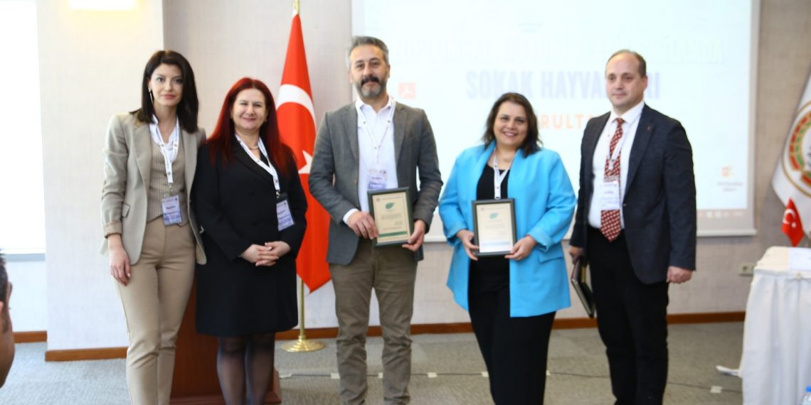 TBB’DE DÜZENLENEN “TOPLUMSAL, HUKUKİ VE ETİK BAĞLAMDA SOKAK HAYVANLARI” KURULTAYI