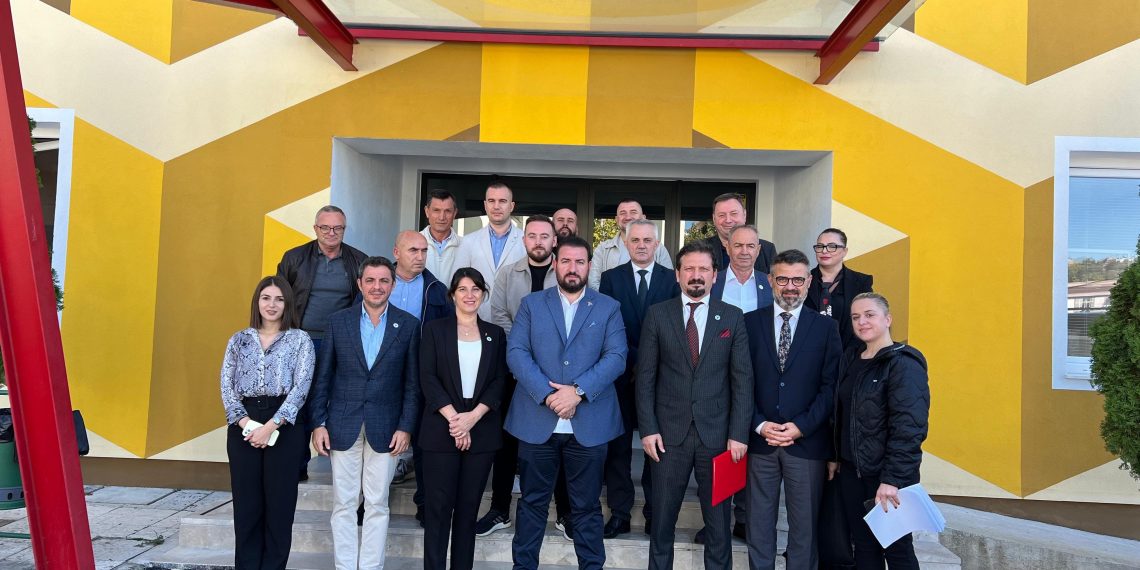 Arnavutluk Veteriner Hekimler Odası Tarafından Prof. Dr. Murat Arslan’a Onursal Üyelik Verildi