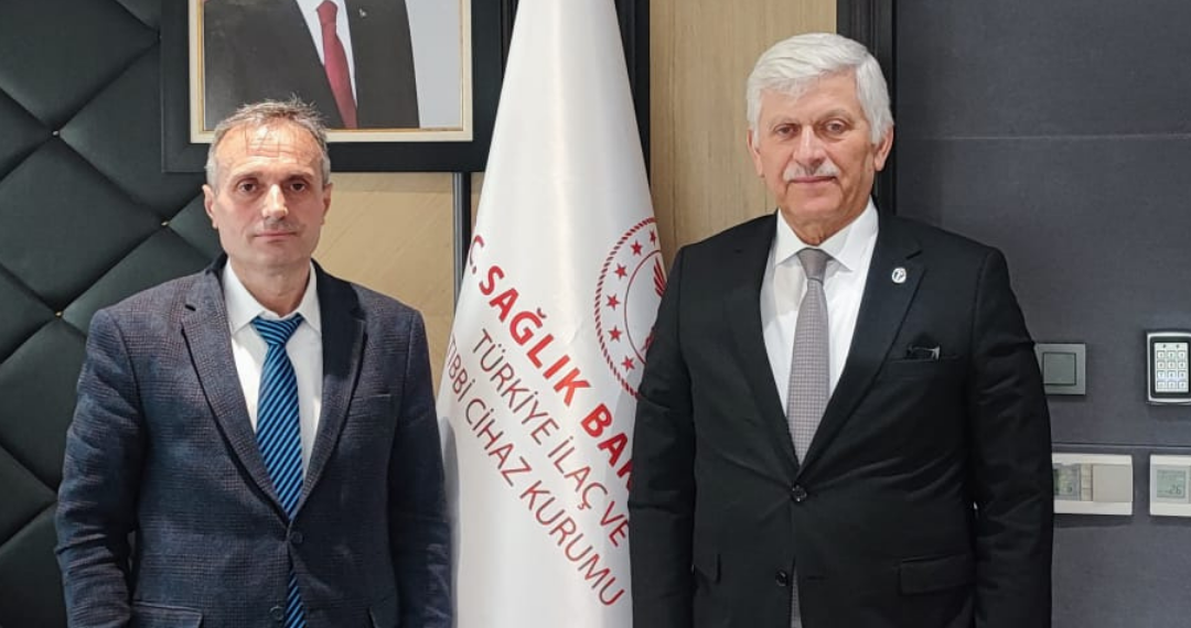 Ali EROĞLU T.C. Sağlık Bakanlığı Türkiye İlaç ve Tıbbi Cihaz Kurumu Başkanı Veteriner Hekim Sayın Prof. Dr. Ahmet AYAR Ziyareti