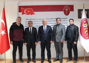 Şanlıurfa Veteriner Hekimleri Odası Başkanı Abdullah AÇIKGÖZ, Ankara Veteriner Hekimleri Odası Başkanı Ahmet BAYDIN, TVHB Denetleme Kurulu Üyesi Ahmet Özgür YAHLIZADE ve Büyük Kongre Delegesi Aziz YALÇIN Birliğimizi Ziyaret Etti