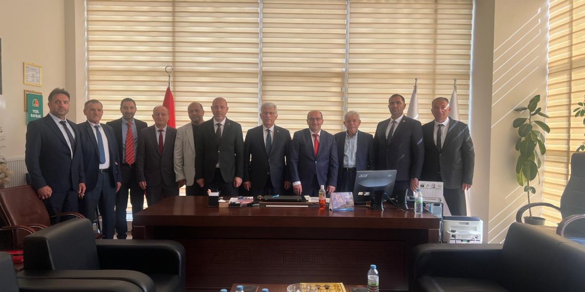 Aksaray Üniversitesi Veteriner Fakültesi Dekanı Prof. Dr. Sayın Tahir KARAŞAHİN’i Ziyaret Ettik