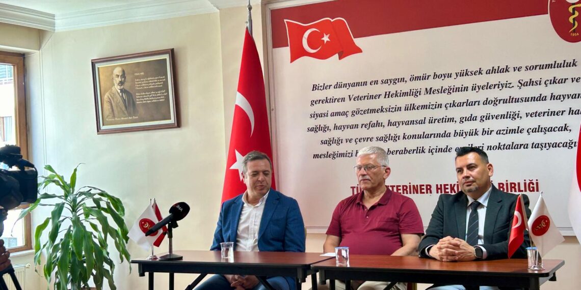 Veteriner Gıda Hijyenistleri Derneği’nden TVHB’ye ziyaret