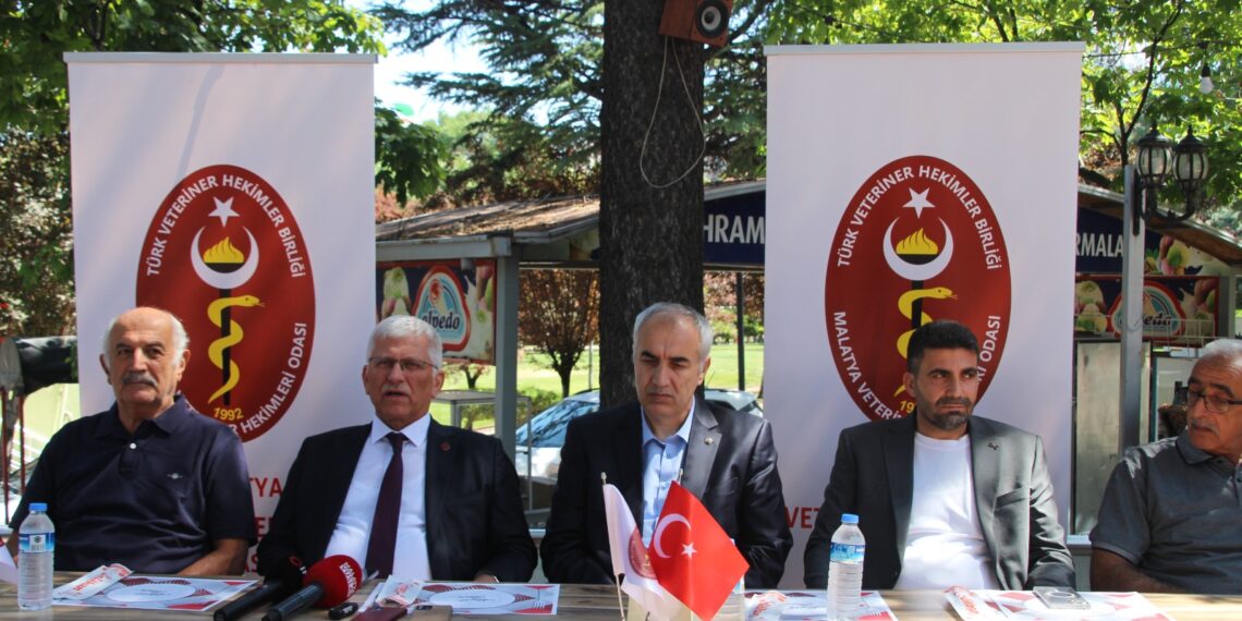 6 Temmuz Dünya Zoonoz Günü’nde Malatya’da Toplantı Gerçekleştirdik