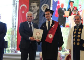 nkara Üniversitesi Veteriner Fakültesi Mezuniyet Törenine Katıldık