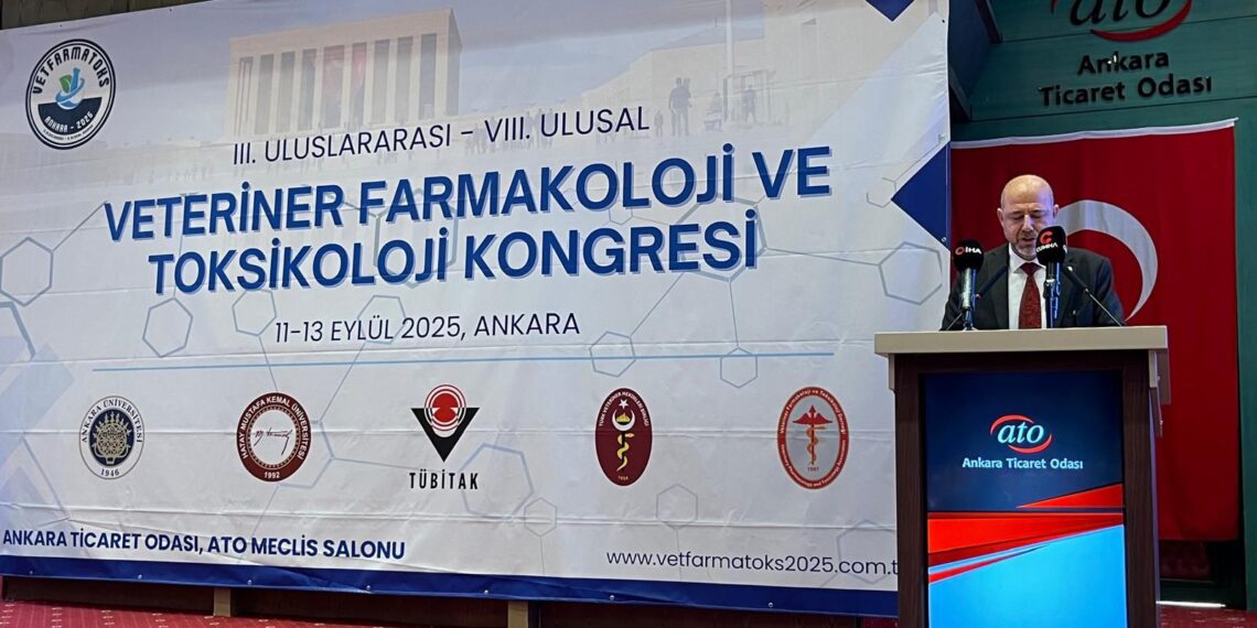 3’üncü Uluslararası 8’inci Ulusal Veteriner Farmakoloji ve Toksikoloji Kongresi’ne Katıldık