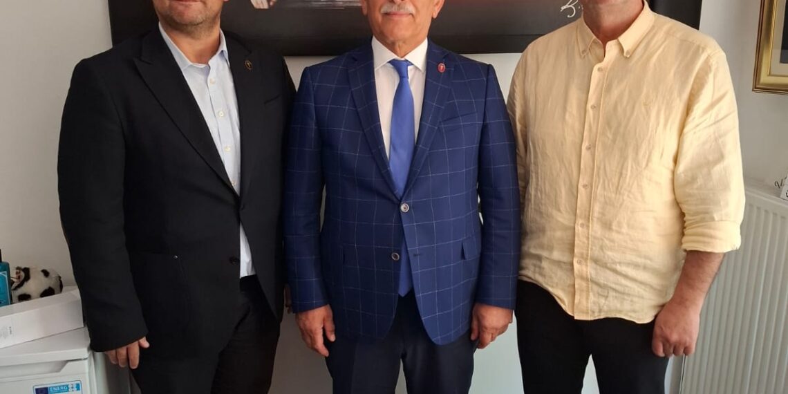 Ankara Üniversitesi Veteriner Fakültesi Dölerme ve Suni Tohumlama Anabilim Dalı Öğretim Üyesi ve TVHB Bilim Kurulu Üyesi Sayın Prof. Dr. Umut TAŞDEMİR Ziyaretimiz