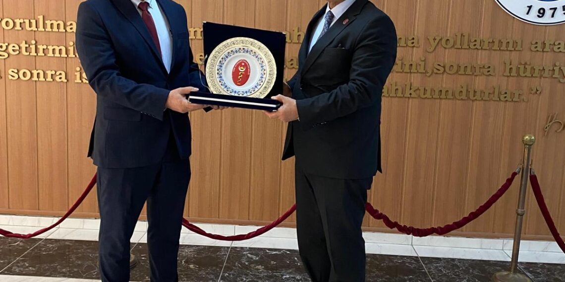 Konya Selçuk Üniversitesi Veteriner Fakültesi Dekanı Sayın Prof. Dr. Hasan GÜZELBEKTEŞ Ziyaretimiz